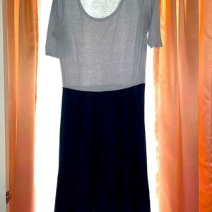 LulaRoe Nicole Size L BLACK AND GREY